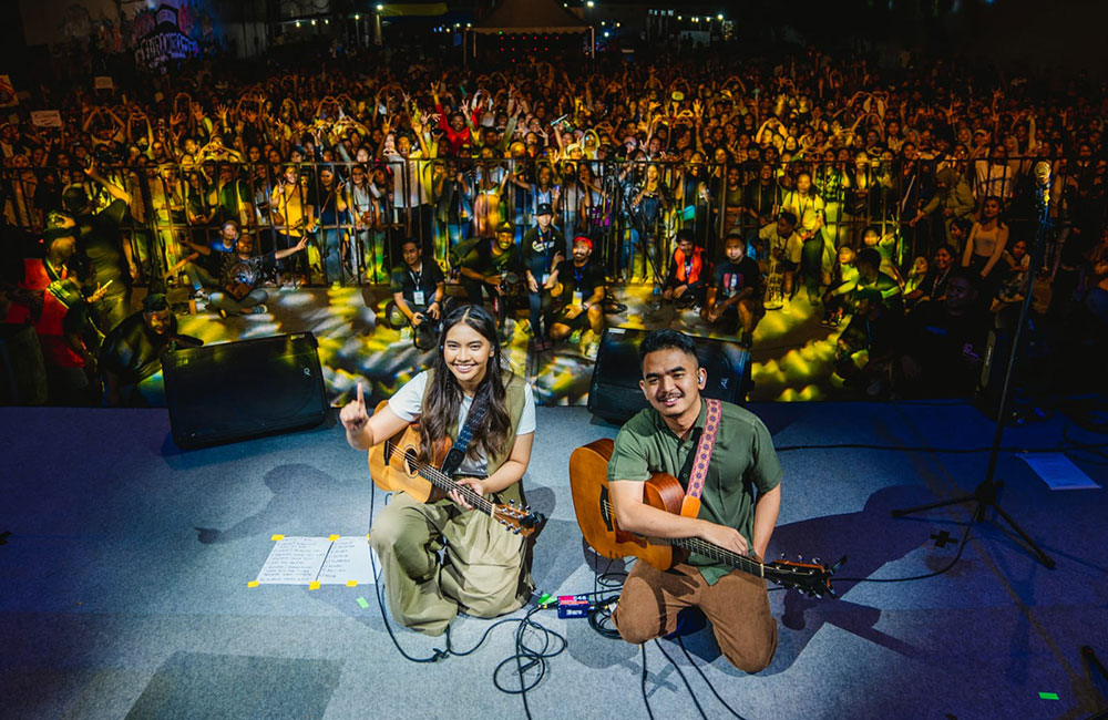 Penyanyi Dere di Pesta Raya Flobamoratas/Panitia PRF 2023