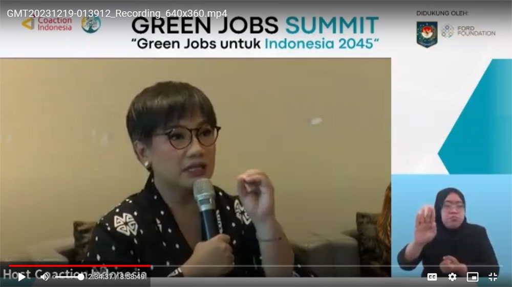 Sesi daring Green Jobs Summit melalui aplikasi zoom dilengkapi fasilitas Juru Bahasa Isyarat (JBI)